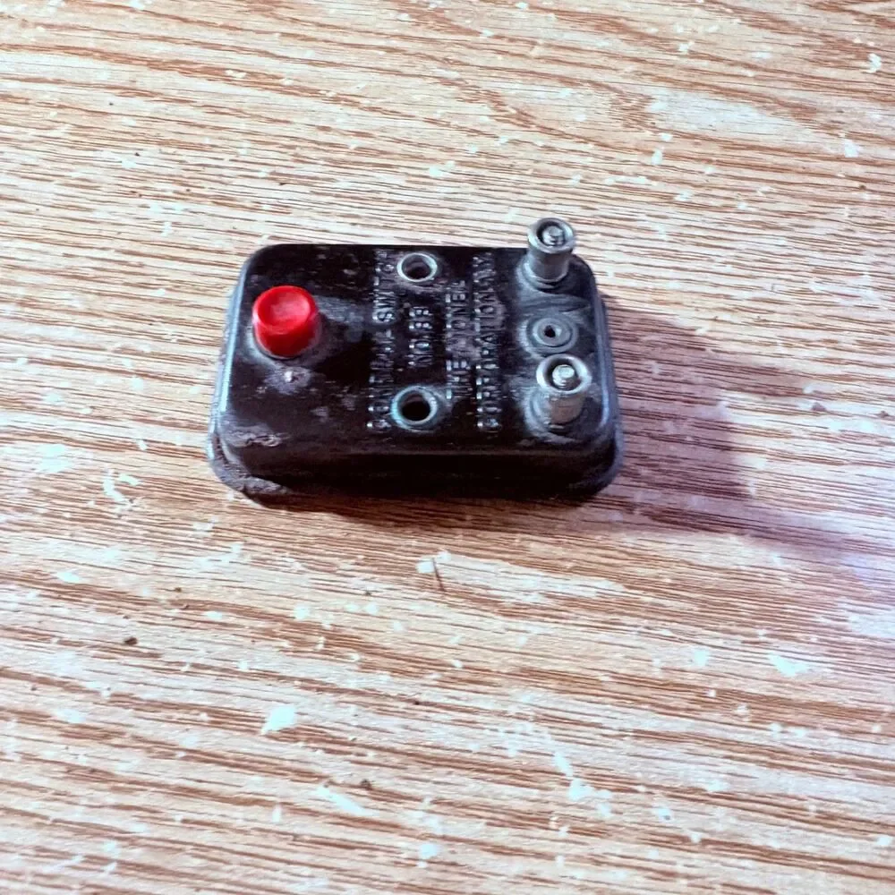 Lionel 96C Push Button Momentary Control Switch With Red Button For Parts